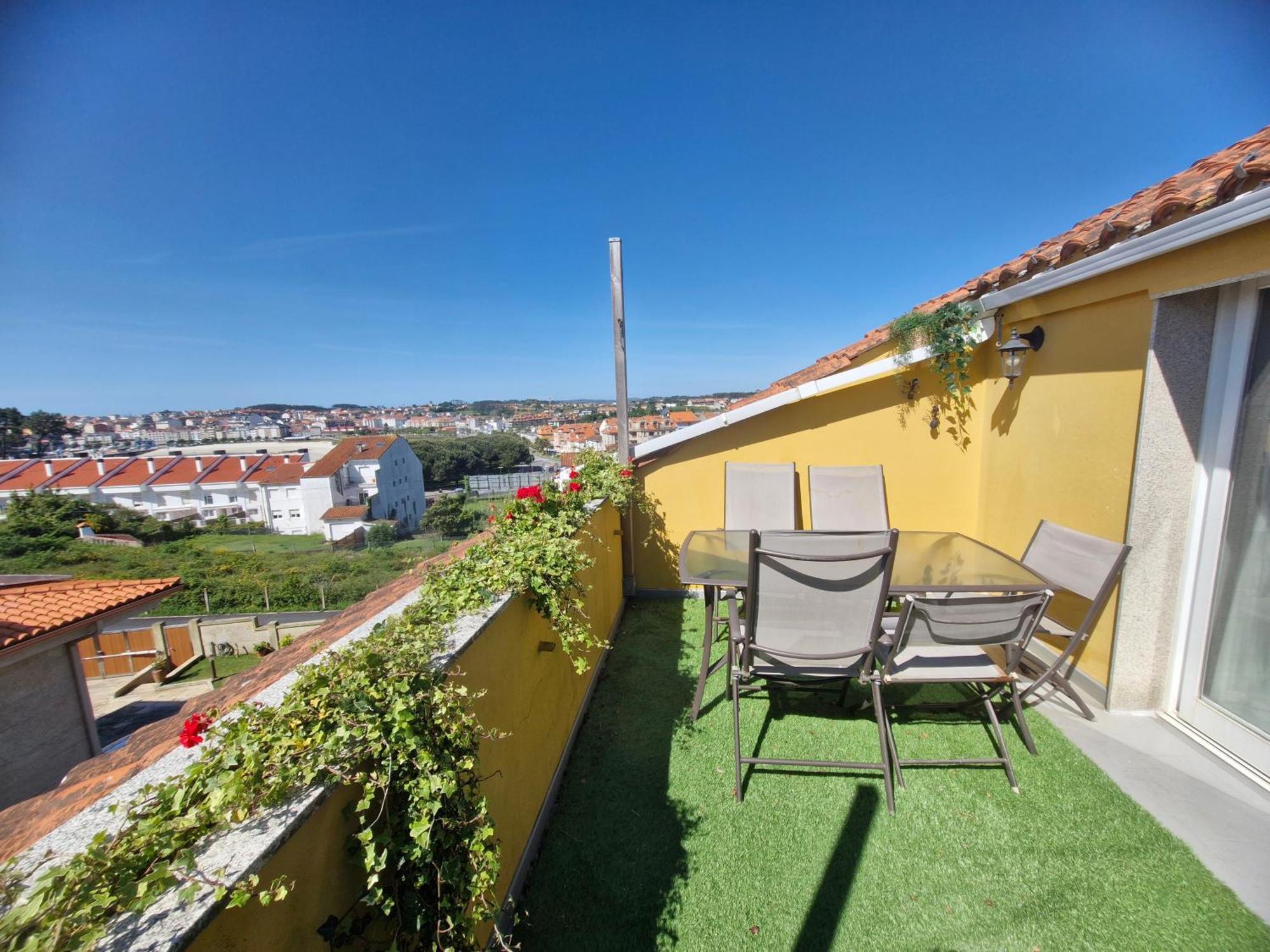 Bonito Apartamento En La Playa Санхенхо Экстерьер фото